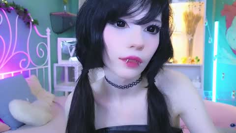 Snapshot of draculaura_ chatting on 12/26/24, 12:03 Draculaura online show from 12/26/24, 12:03