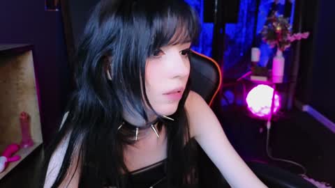 Snapshot of draculaura_ chatting on 01/29/25, 06:39 Draculaura online show from 01/29/25, 06:39