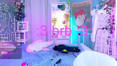 Snapshot of draculaura_ chatting on 02/01/25, 03:19 Draculaura online show from 02/01/25, 03:19