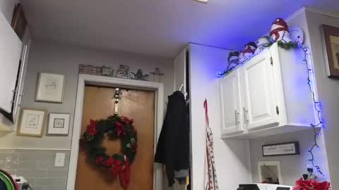 dragomoon70 online show from 02/14/26, 10:23