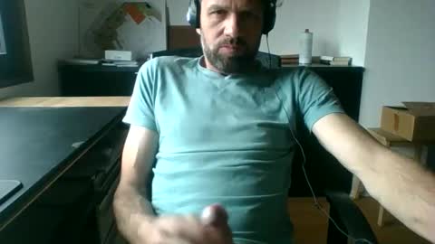 dragonflyy83 online show from 11/07/25, 08:03