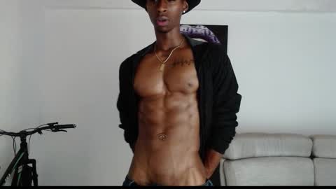 Drake 23 online show from 03/07/26, 09:17