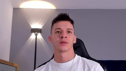 Snapshot of drake_carter1 chatting on 02/18/25, 03:21 drake_carter1 online show from 02/18/25, 03:21