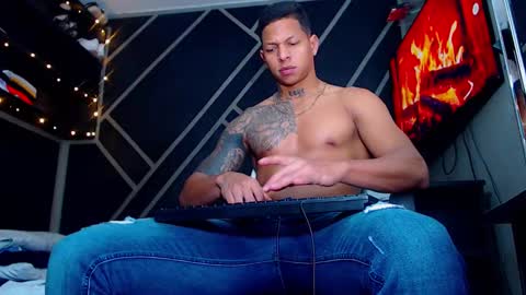 Snapshot of drake_jhonson08 chatting on 12/29/24, 11:39 Drake online show from 12/29/24, 11:39