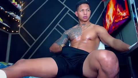 Snapshot of drake_jhonson08 chatting on 01/16/25, 09:16 Drake online show from 01/16/25, 09:16