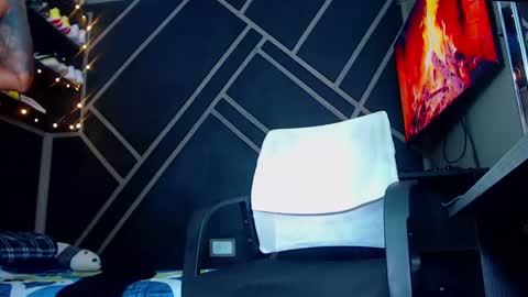 Snapshot of drake_jhonson08 chatting on 02/05/25, 05:09 Drake online show from 02/05/25, 05:09