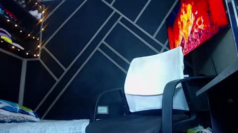 Snapshot of drake_jhonson08 chatting on 02/13/25, 07:31 Drake online show from 02/13/25, 07:31