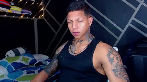 Snapshot of drake_jhonson08 chatting on 03/07/25, 08:02 Drake online show from 03/07/25, 08:02