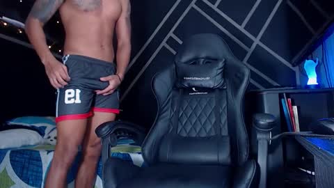 Snapshot of drake_jhonson08 chatting on 09/21/25, 06:31 Drake online show from 09/21/25, 06:31