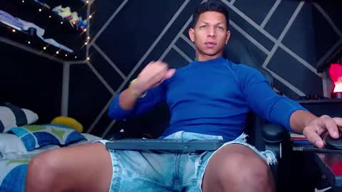 Drake online show from 11/16/25, 03:12