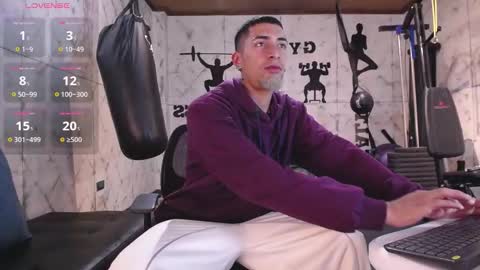 Drake Neuman online show from 09/28/25, 03:45