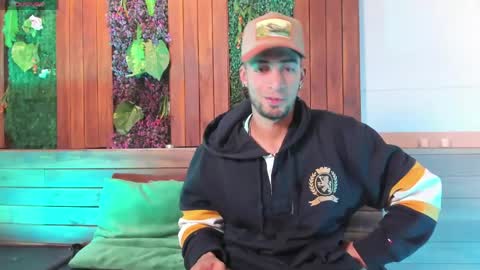 Snapshot of drakeneumann chatting on 05/11/26, 03:45 Drake Neuman online show from 05/11/26, 03:45