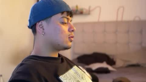 Snapshot of drakenn_ chatting on 05/23/26, 01:15 drakeeee online show from 05/23/26, 01:15