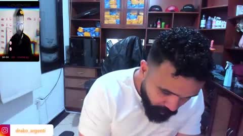 Snapshot of drako_argenti_ chatting on 01/04/25, 02:35 Drako online show from 01/04/25, 02:35