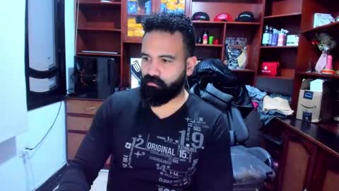 Snapshot of drako_argenti_ chatting on 01/17/25, 12:21 Drako online show from 01/17/25, 12:21