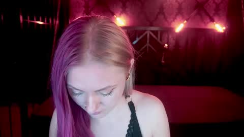 Lina online show from 05/09/26, 05:56