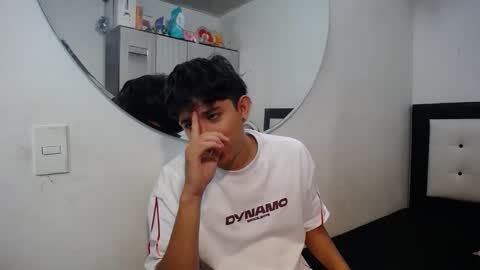 -- nicolle and jhon -- online show from 02/07/26, 11:52