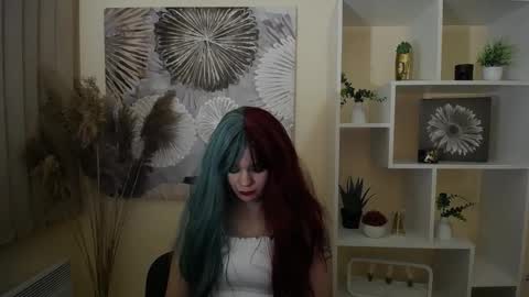 dream caster  online show from 10/18/25, 09:43