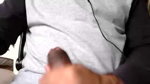 dream_man_ online show from 04/10/26, 06:40