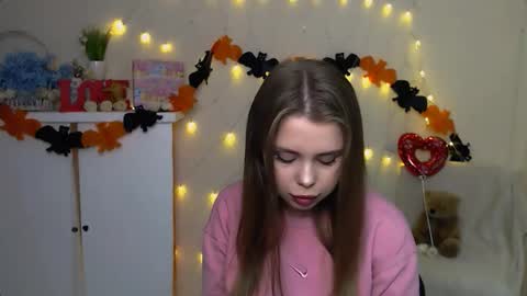 Mari online show from 10/08/25, 05:27