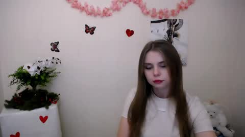 Mari online show from 04/05/26, 07:27