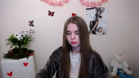 Mari online show from 04/22/26, 06:27