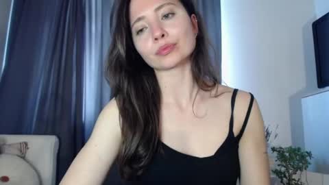 Nicole online show from 04/23/26, 06:58