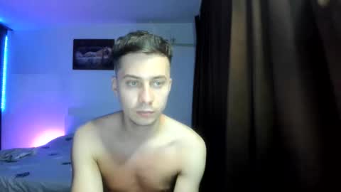 Snapshot of dreamboy240 chatting on 05/31/26, 06:09 Johnny online show from 05/31/26, 06:09