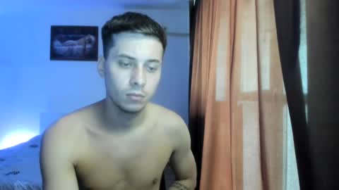 Snapshot of dreamboy240 chatting on 07/08/26, 02:32 Johnny online show from 07/08/26, 02:32