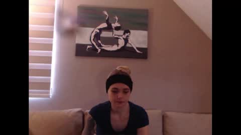 Snapshot of dreamcatcherfantasy chatting on 12/23/24, 07:38 A girl online show from 12/23/24, 07:38