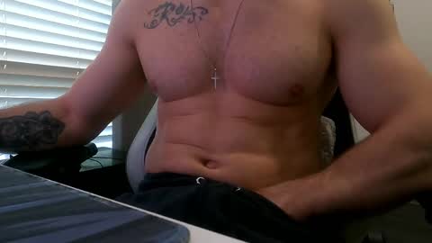 Snapshot of dreamering chatting on 04/27/26, 06:39 Dreaming on going live with a woman p online show from 04/27/26, 06:39