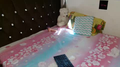 Dreameyes online show from 02/06/26, 11:24