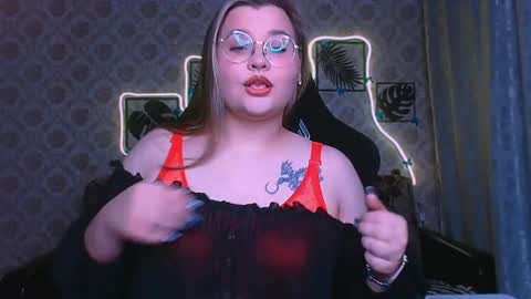 dreamforyoue2 online show from 05/17/26, 08:16