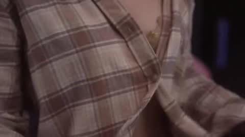 Sarah online show from 02/25/26, 01:04