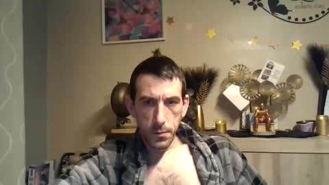 Snapshot of dreamguy38 chatting on 12/18/24, 01:59 dreamguy38 online show from 12/18/24, 01:59