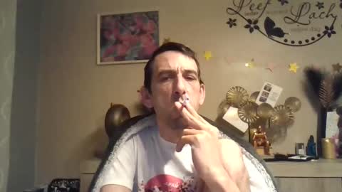 Snapshot of dreamguy38 chatting on 01/09/25, 11:45 dreamguy38 online show from 01/09/25, 11:45