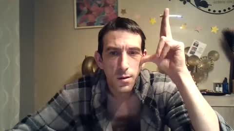 Snapshot of dreamguy38 chatting on 01/13/25, 04:50 dreamguy38 online show from 01/13/25, 04:50