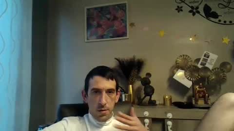 Snapshot of dreamguy38 chatting on 01/13/25, 07:54 dreamguy38 online show from 01/13/25, 07:54