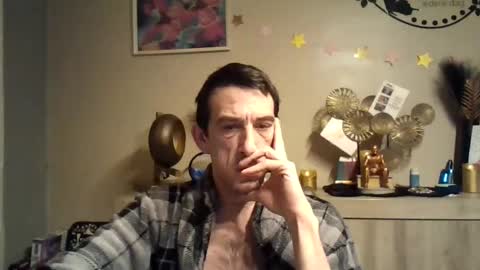 Snapshot of dreamguy38 chatting on 01/18/25, 05:10 dreamguy38 online show from 01/18/25, 05:10