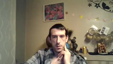 Snapshot of dreamguy38 chatting on 02/02/25, 06:48 dreamguy38 online show from 02/02/25, 06:48