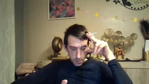 Snapshot of dreamguy38 chatting on 02/21/25, 03:45 dreamguy38 online show from 02/21/25, 03:45