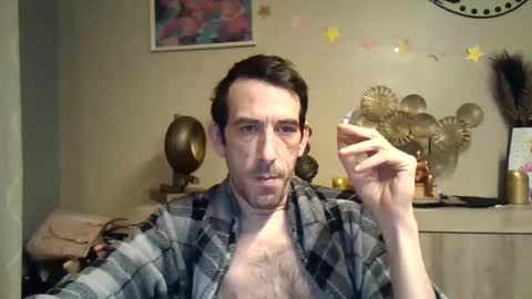 Snapshot of dreamguy38 chatting on 02/22/25, 05:34 dreamguy38 online show from 02/22/25, 05:34