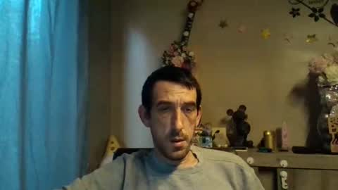 Snapshot of dreamguy38 chatting on 11/02/25, 03:58 dreamguy38 online show from 11/02/25, 03:58