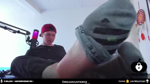 Your lord. - ONLINE  1500 Pm to 2100 Pm - New York Hour online show from 10/29/25, 08:54