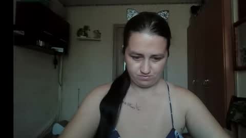 Snapshot of dreamiebelle chatting on 09/13/25, 08:14 dreamiebelle online show from 09/13/25, 08:14