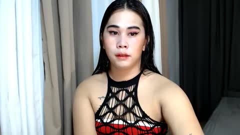 Stacy DONT FORGET TO FOLLOW ME AND THUMBS UP my wife samgrg2 online show from 12/22/24, 11:33