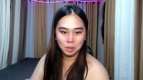 Stacy DONT FORGET TO FOLLOW ME AND THUMBS UP my wife samgrg2 online show from 09/19/25, 06:41