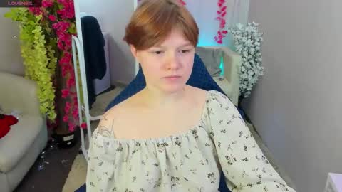 Luna online show from 10/05/25, 08:29