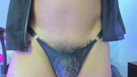 dreams_chloe online show from 09/16/25, 05:19