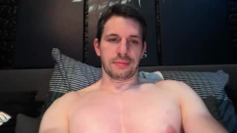 Snapshot of dreamwallker chatting on 09/19/25, 08:05 Ioannes Paulus the 2nd online show from 09/19/25, 08:05